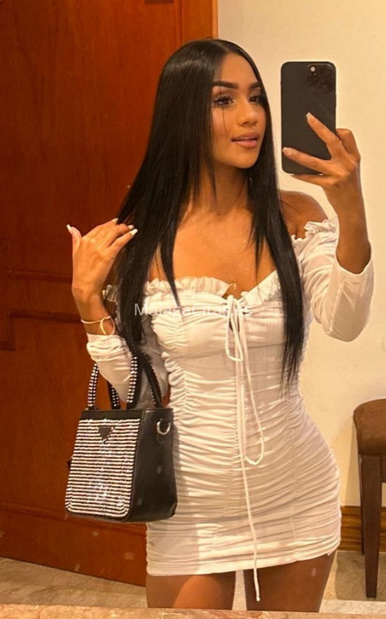 Andrea, cariñosa colombiana. 672841789. Citas en MÁLAGA, MÁLAGA. www.malagacitas.es.