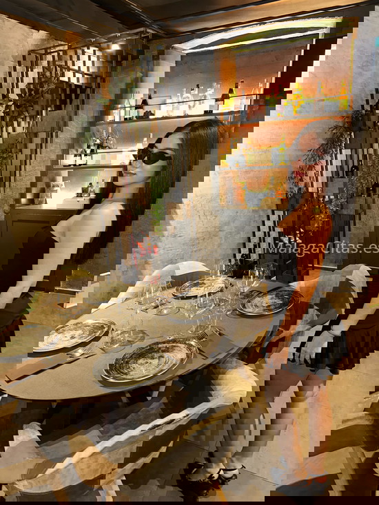 Sara, joven colombiana encantadora. 603176401. Citas en MÁLAGA, MÁLAGA. www.malagacitas.es.