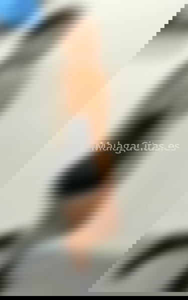Dulce, colombiana. 642086764. Citas en MÁLAGA, MÁLAGA. www.malagacitas.es.