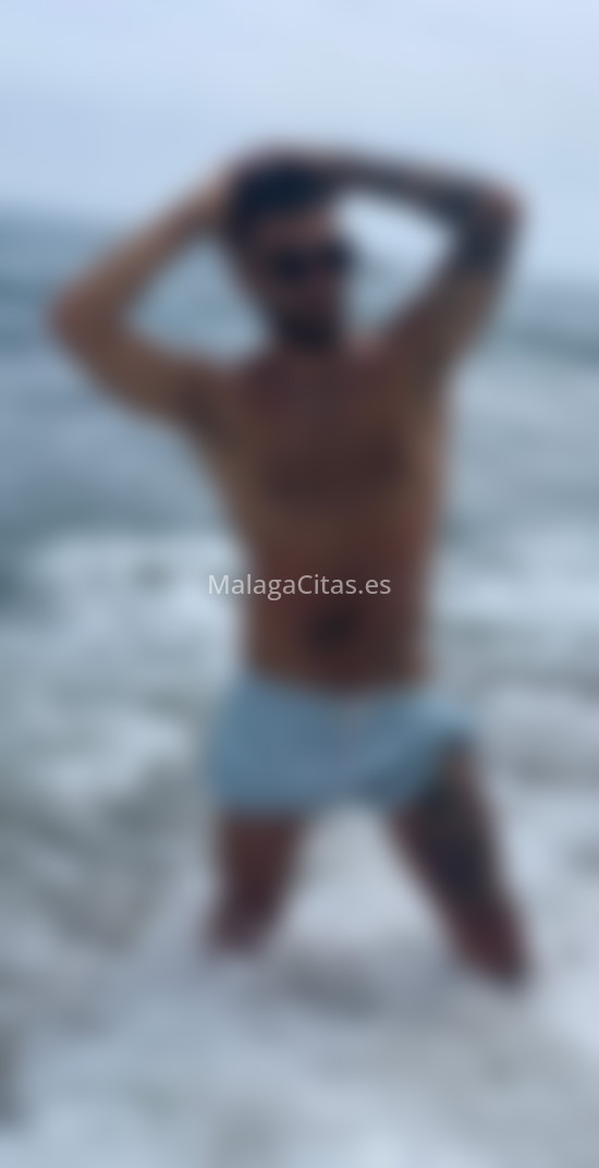 Alejandro, joven con mucha energía. 622863462. Citas en MÁLAGA, MÁLAGA. www.malagacitas.es.