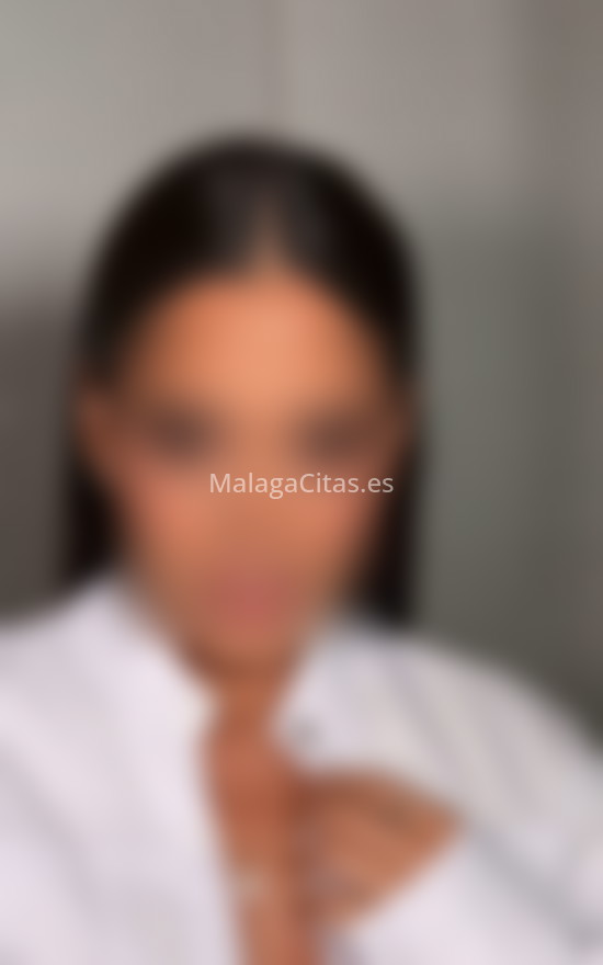 Karen, hermosa y guapa latina. Un bombón. 664491814. Citas en MÁLAGA, MÁLAGA. www.malagacitas.es.