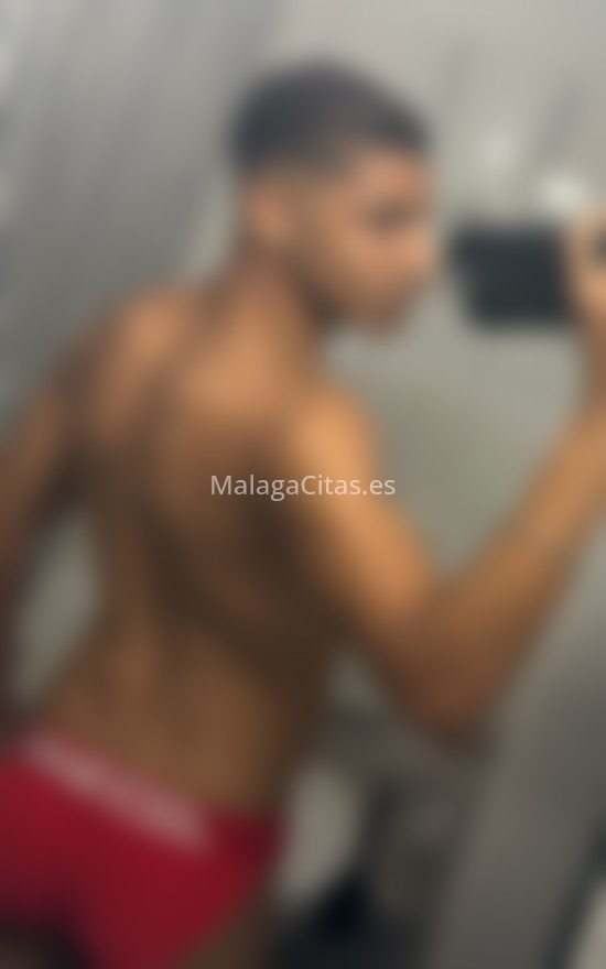 Alan. 672571177. Citas en MÁLAGA, MÁLAGA. www.malagacitas.es.