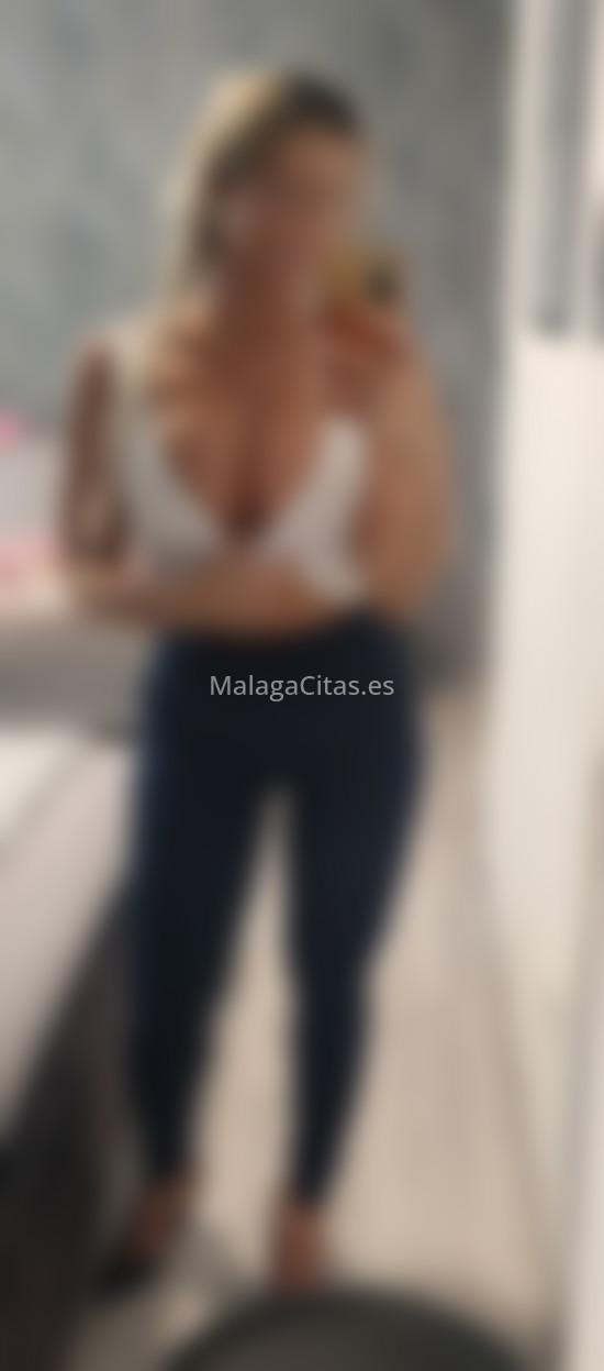 Bruna, por pocos dias aqui. 632364729. Citas en MÁLAGA, MÁLAGA. www.malagacitas.es.