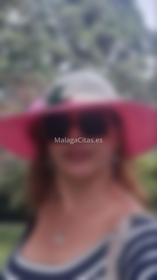 Abril 47 años, juguetona y muy sensual. 687749021. Citas en MÁLAGA, MÁLAGA. www.malagacitas.es.