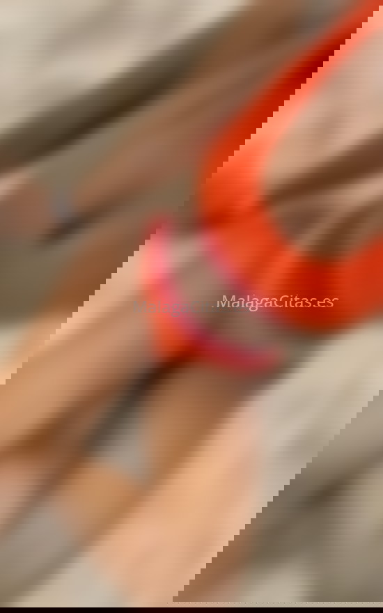 Carolina, latina divertida. 613654909. Citas en MÁLAGA, MÁLAGA. www.malagacitas.es.