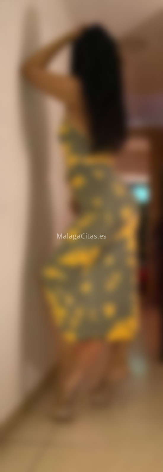 Carolina, masajista profesional. 607118330. Citas en MÁLAGA, MÁLAGA. www.malagacitas.es.