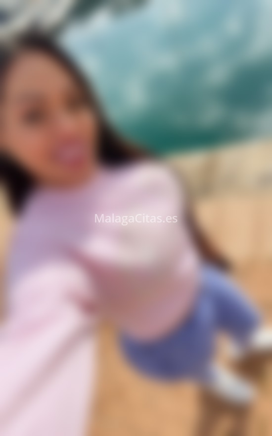 Angelina, chica trans con sonrisa única . 641837988. Citas en MÁLAGA, MÁLAGA. www.malagacitas.es.