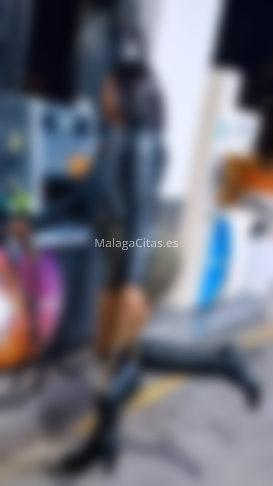Kathy, joven trans en la ciudad. 643015769. Citas en MÁLAGA, MÁLAGA. www.malagacitas.es.