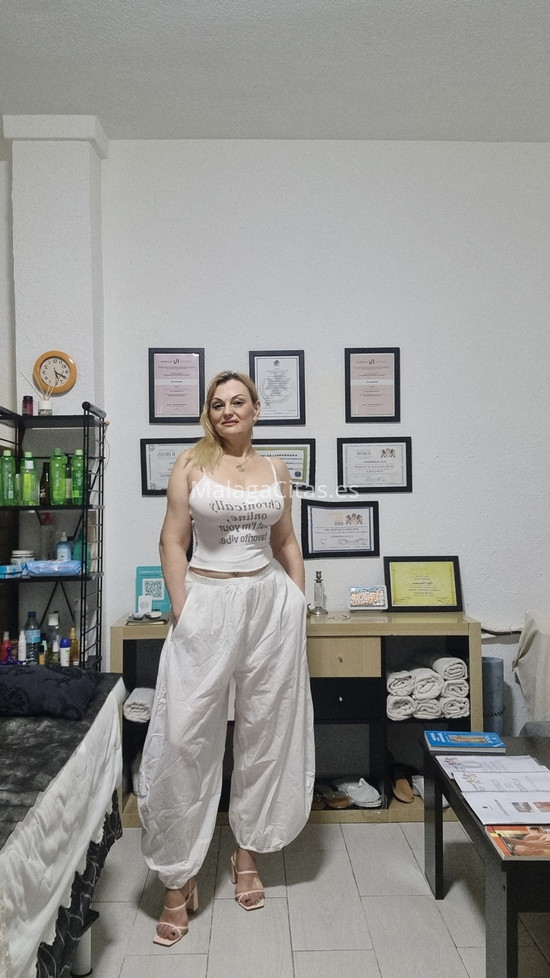 Olga, quiromasajista titulada. 665156402. Citas en MÁLAGA, MÁLAGA. www.malagacitas.es.