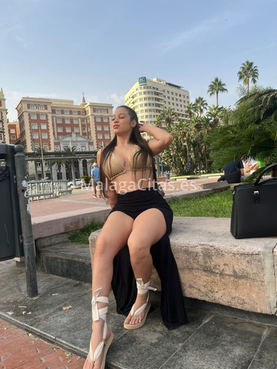 Nia colombiana, busco gente divertida. 617866185. Citas en MÁLAGA, MÁLAGA. www.malagacitas.es.