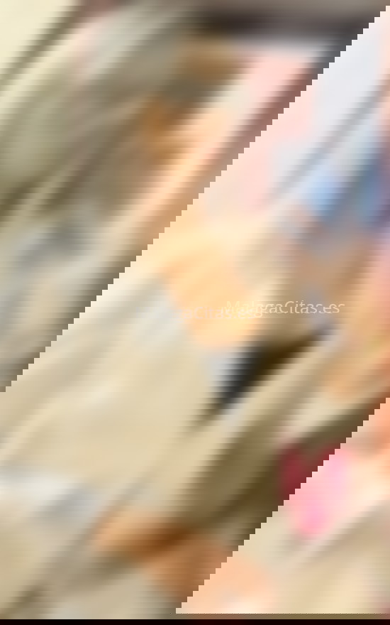 Karolina, trans brasileña de 27 años . 632190896. Citas en MÁLAGA, MÁLAGA. www.malagacitas.es.