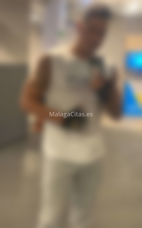 Henry, brasileño moreno. 670383468. Citas en MÁLAGA, MÁLAGA. www.malagacitas.es.