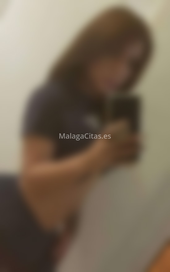 Raxel, trans enrollada. 641201547. Citas en MÁLAGA, MÁLAGA. www.malagacitas.es.