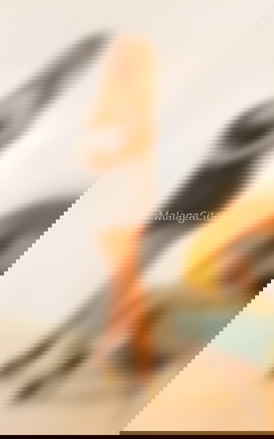 Sonya, mujer rusa divertida. 641546606. Citas en MÁLAGA, MÁLAGA. www.malagacitas.es.