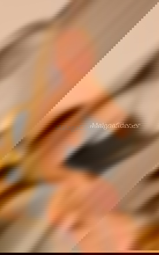 Sonya, mujer rusa divertida. 641546606. Citas en MÁLAGA, MÁLAGA. www.malagacitas.es.