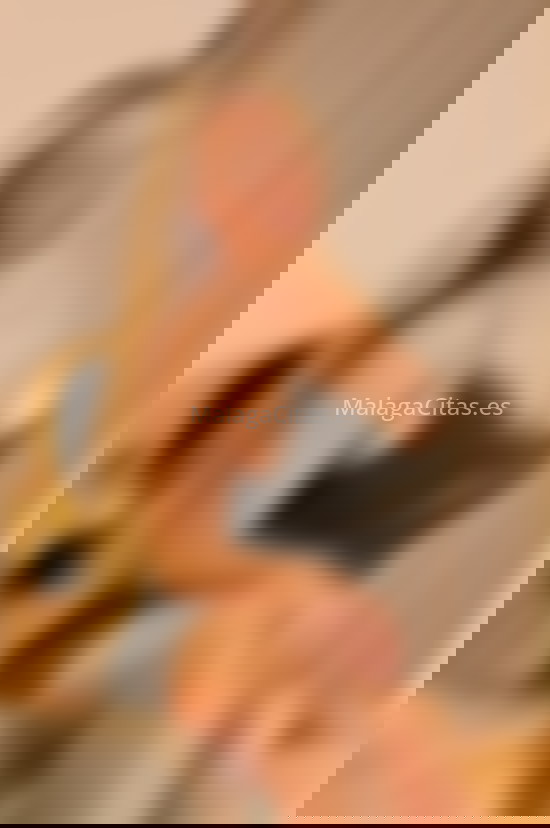 Sonya, mujer rusa divertida. 641546606. Citas en MÁLAGA, MÁLAGA. www.malagacitas.es.
