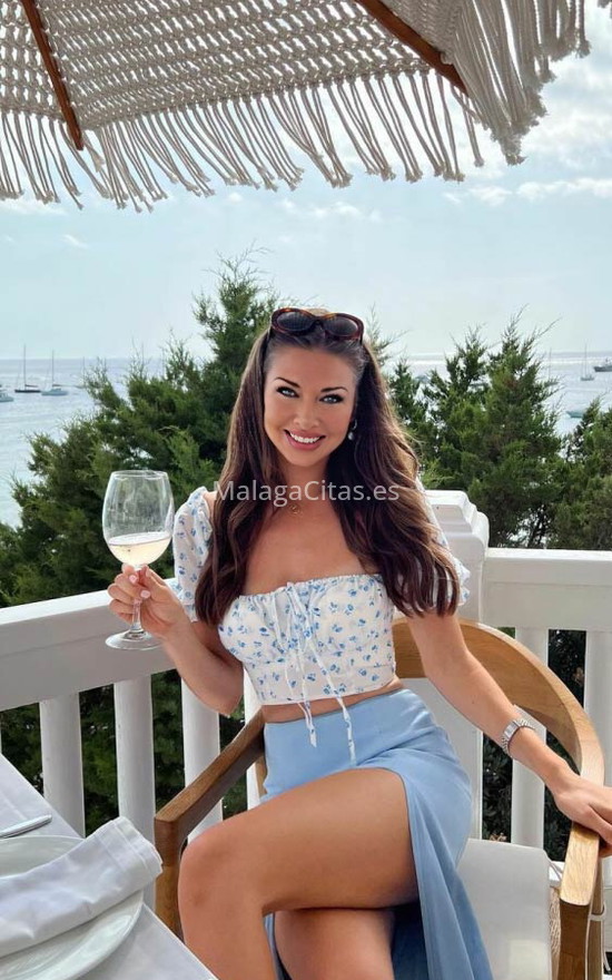 Argentina, con clase y saber estar. 604491839. Citas en MÁLAGA, MÁLAGA. www.malagacitas.es.