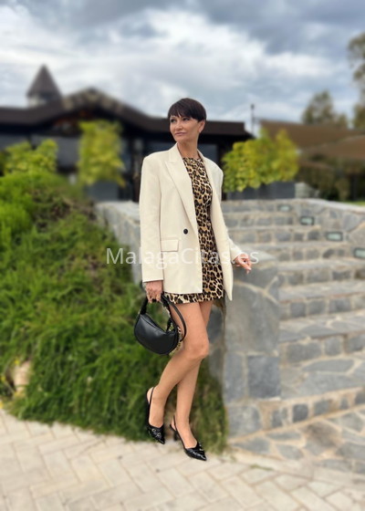 Karina, rusa educada y glamurosa. 631925010. Citas en MÁLAGA, MÁLAGA. www.malagacitas.es.