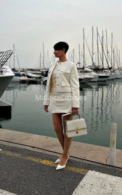Karina, rusa educada y glamurosa. 631925010. Citas en MÁLAGA, MÁLAGA. www.malagacitas.es.