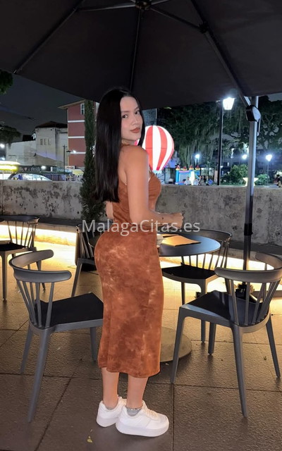 Andrea, jovencita colombiana. 611314007. Citas en MÁLAGA, MÁLAGA. www.malagacitas.es.