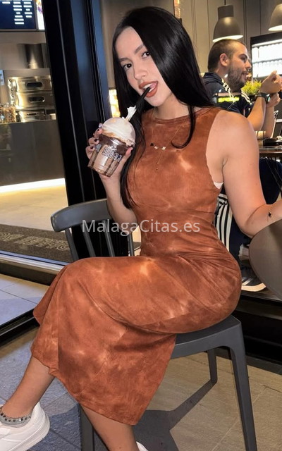 Andrea, jovencita colombiana. 611314007. Citas en MÁLAGA, MÁLAGA. www.malagacitas.es.