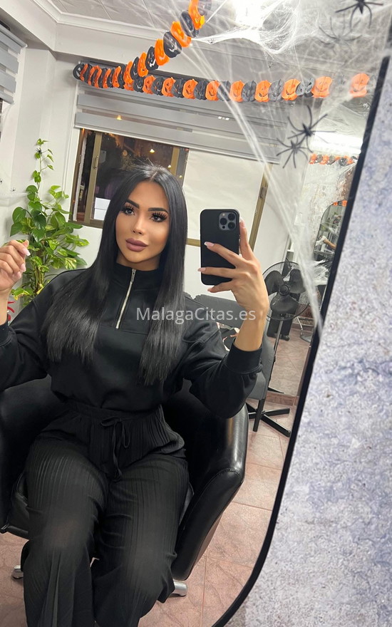 Estefanía Bracamontes, trans venezolana. 614571209. Citas en MÁLAGA, MÁLAGA. www.malagacitas.es.