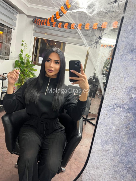 Estefanía Bracamontes, trans venezolana. 614571209. Citas en MÁLAGA, MÁLAGA. www.malagacitas.es.