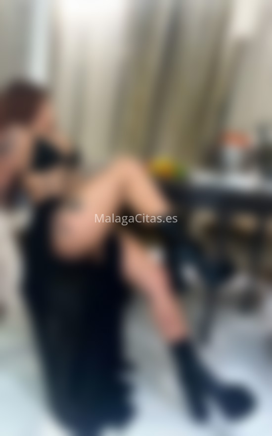 Luna, joven masajista en Málaga. 613825340. Citas en MÁLAGA, MÁLAGA. www.malagacitas.es.