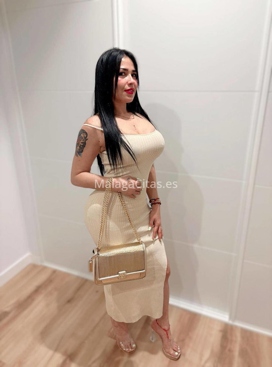 Mónica, bella colombiana. 664313875. Citas en MÁLAGA, MÁLAGA. www.malagacitas.es.