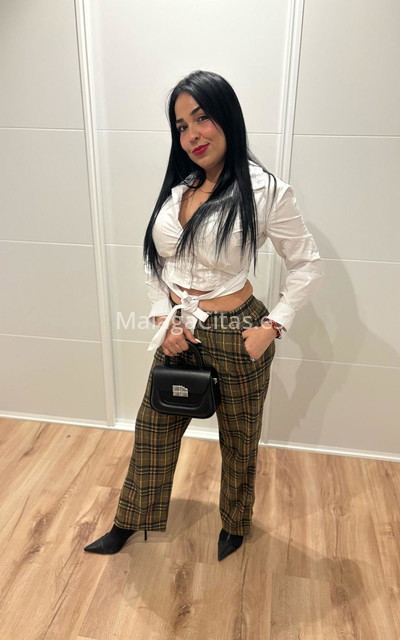 Mónica, bella colombiana. 664313875. Citas en MÁLAGA, MÁLAGA. www.malagacitas.es.