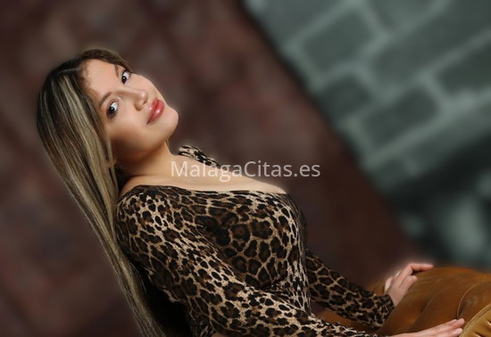 Cloe, latina recién llegada a la ciudad. 670498694. Citas en MÁLAGA, MÁLAGA. www.malagacitas.es.