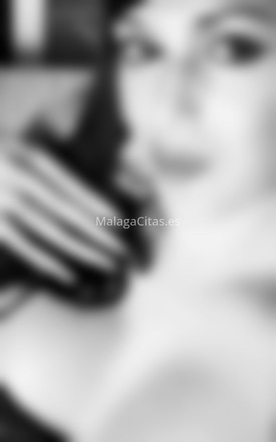 Valeria, masajista profesional . 697710867. Citas en MÁLAGA, MÁLAGA. www.malagacitas.es.