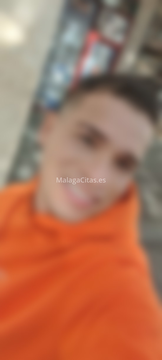 Chico colombiano. 663572995. Citas en MÁLAGA, MÁLAGA. www.malagacitas.es.
