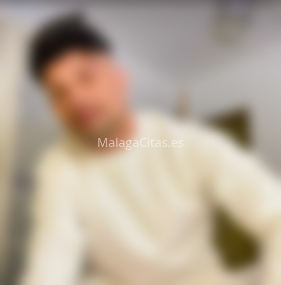 Edwuar, recién llegado a la ciudad. 634398294. Citas en MÁLAGA, MÁLAGA. www.malagacitas.es.