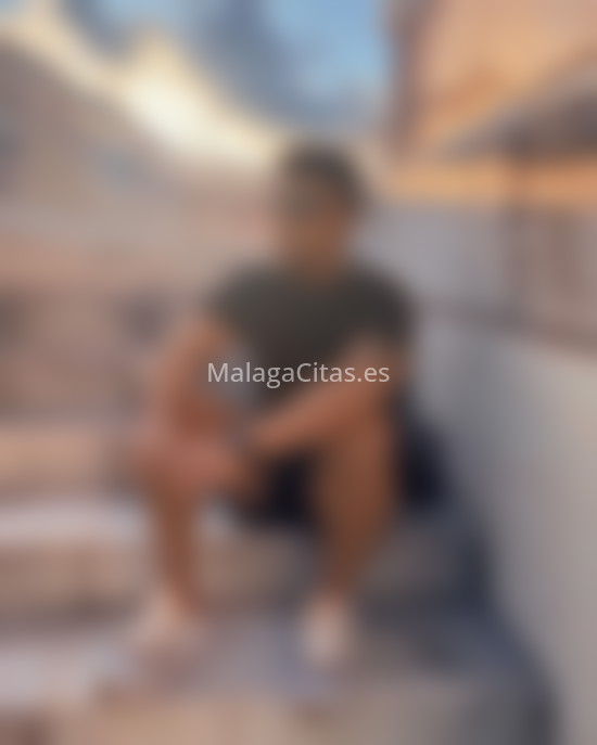 Edwuar, recién llegado a la ciudad. 634398294. Citas en MÁLAGA, MÁLAGA. www.malagacitas.es.