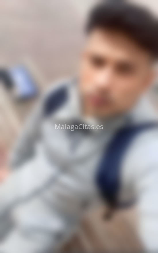 Edwuar, recién llegado a la ciudad. 634398294. Citas en MÁLAGA, MÁLAGA. www.malagacitas.es.