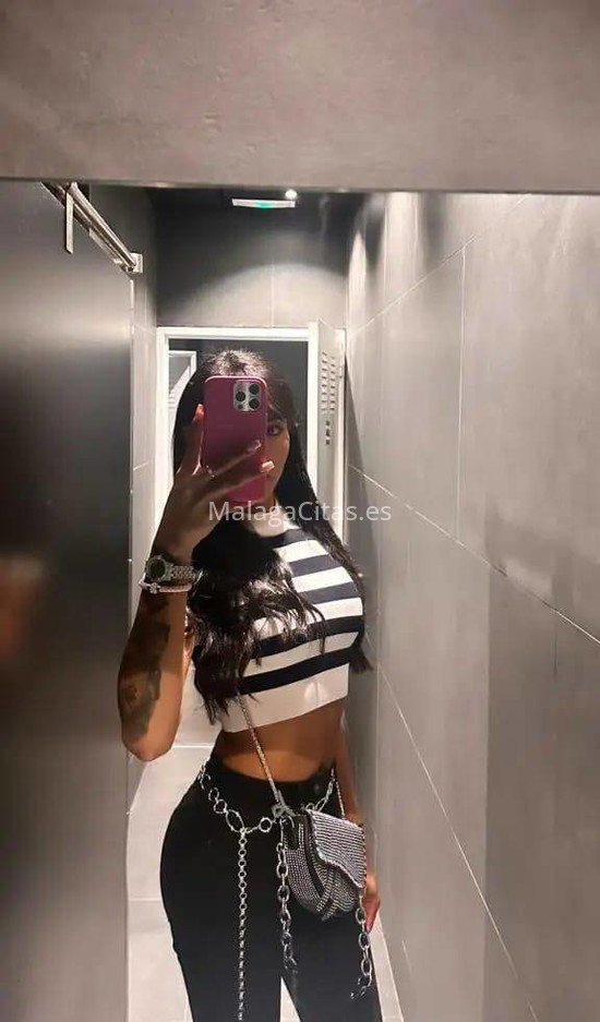 Sara, trans latina recién llegada . 642689061. Citas en MÁLAGA, MÁLAGA. www.malagacitas.es.