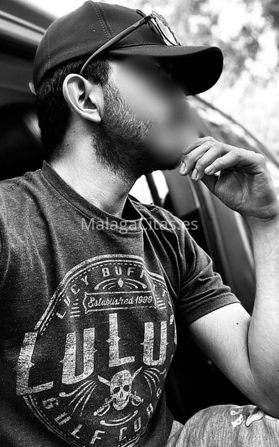 Chico, Benalmádena. 642003499. Citas en MÁLAGA, MÁLAGA. www.malagacitas.es.