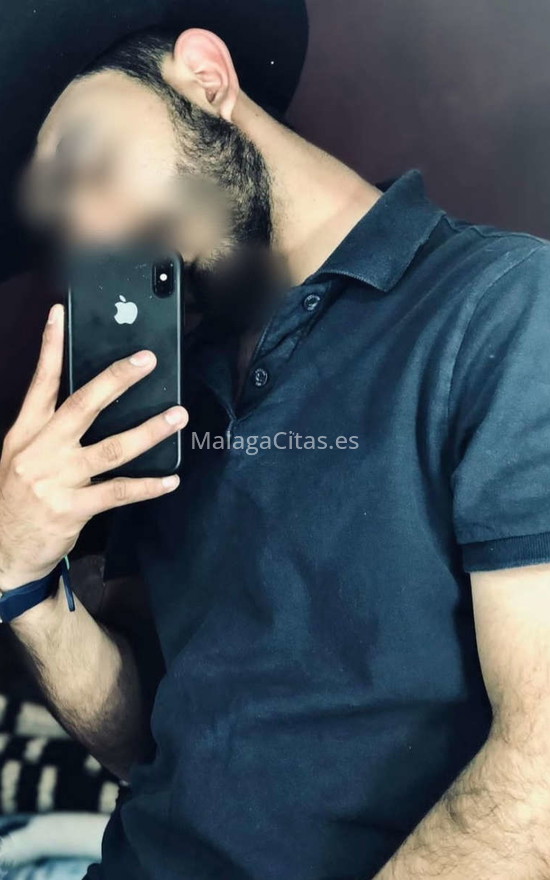 Chico, Benalmádena. 642003499. Citas en MÁLAGA, MÁLAGA. www.malagacitas.es.
