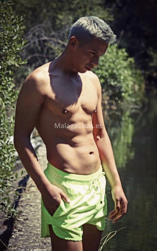 Rodrigo. 654979926. Citas en MÁLAGA, MÁLAGA. www.malagacitas.es.