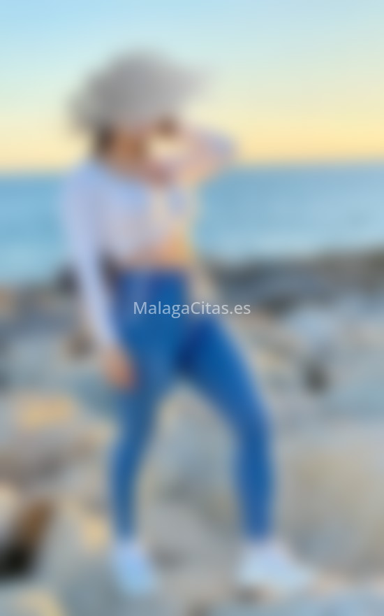 Colombiana muy elegante. 641756975. Citas en MÁLAGA, MÁLAGA. www.malagacitas.es.