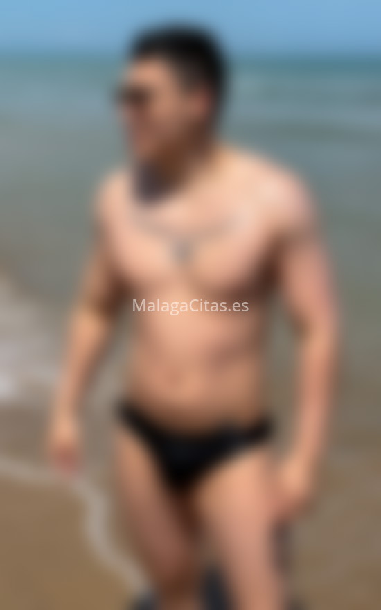 Daniel, colombiano  de 23 años. 688753947. Citas en MÁLAGA, MÁLAGA. www.malagacitas.es.