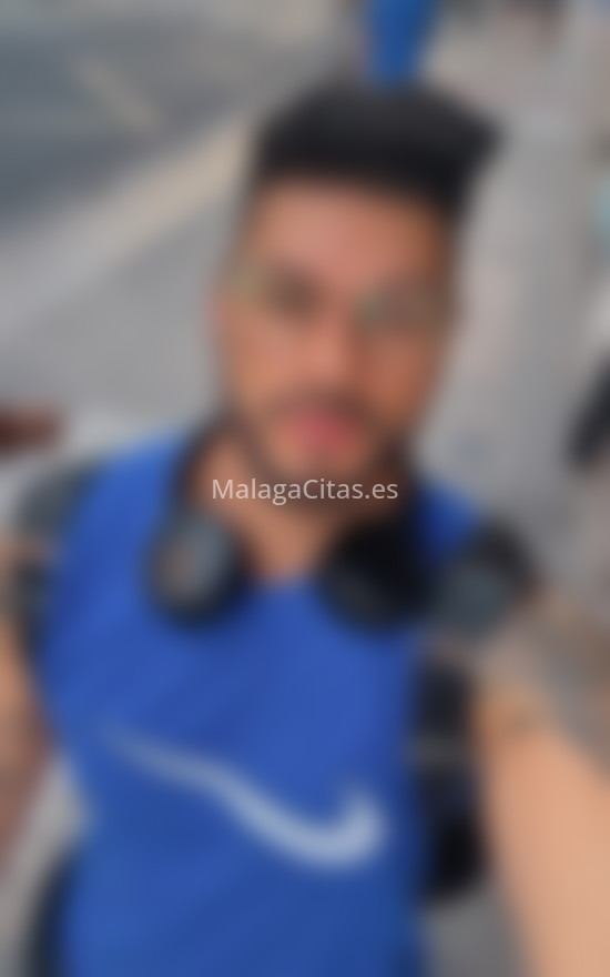Junior, brasileño. 610009262. Citas en MÁLAGA, MÁLAGA. www.malagacitas.es.