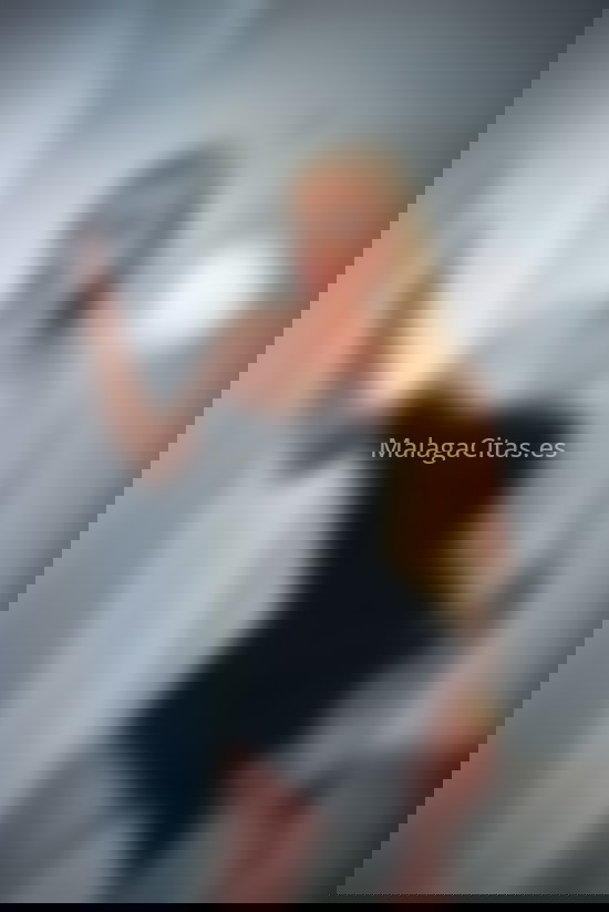 Verónica, chica trans muy alegre . 613417790. Citas en MÁLAGA, MÁLAGA. www.malagacitas.es.