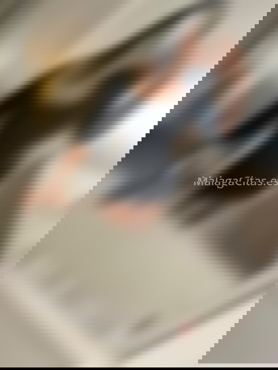 Carolina, latina. 637819122. Citas en MÁLAGA, MÁLAGA. www.malagacitas.es.