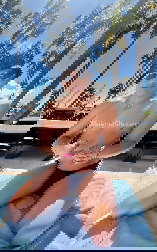 Dani, latino. 641802735. Citas en MÁLAGA, MÁLAGA. www.malagacitas.es.