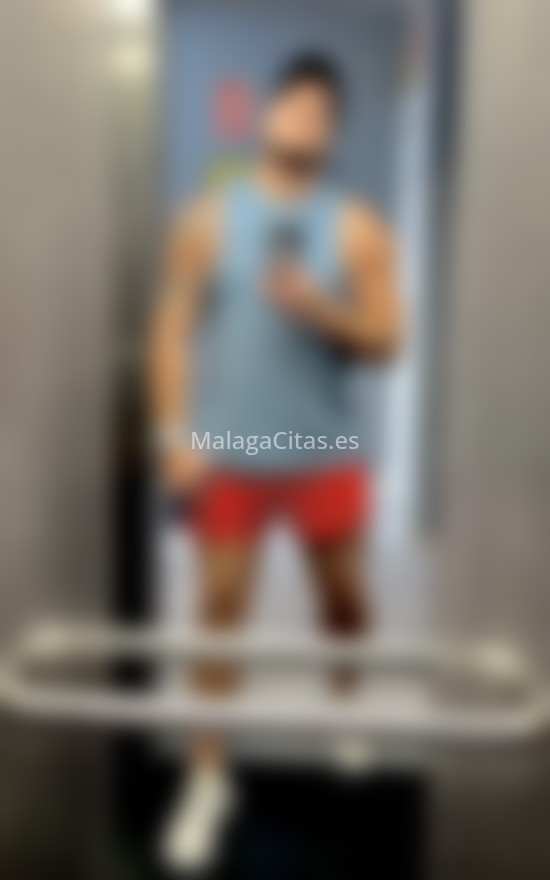 Briam, pelirrojo latino. 624846964. Citas en MÁLAGA, MÁLAGA. www.malagacitas.es.