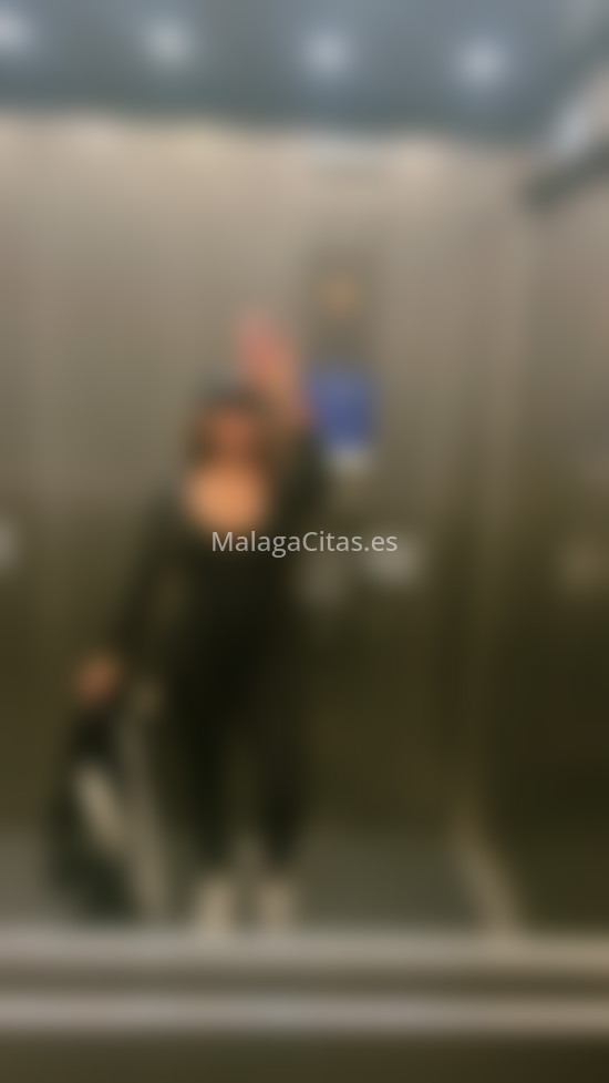 Sharlotte, morena venezolana . 633151505. Citas en MÁLAGA, MÁLAGA. www.malagacitas.es.