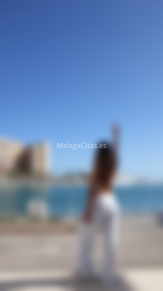 Jeisla, joven colombiana. 637921579. Citas en MÁLAGA, MÁLAGA. www.malagacitas.es.