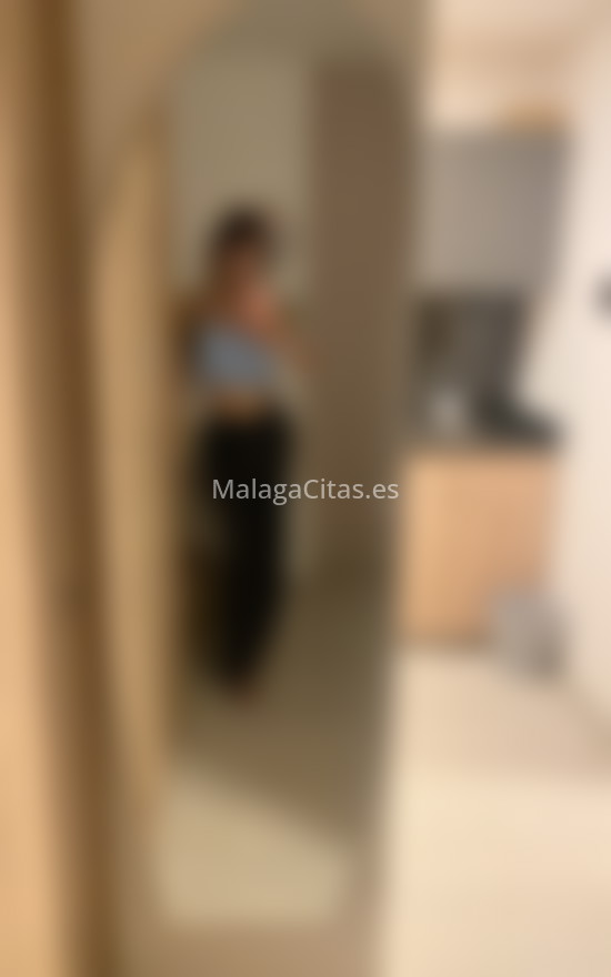 Andrea, chica trans coqueta. 607397890. Citas en MÁLAGA, MÁLAGA. www.malagacitas.es.